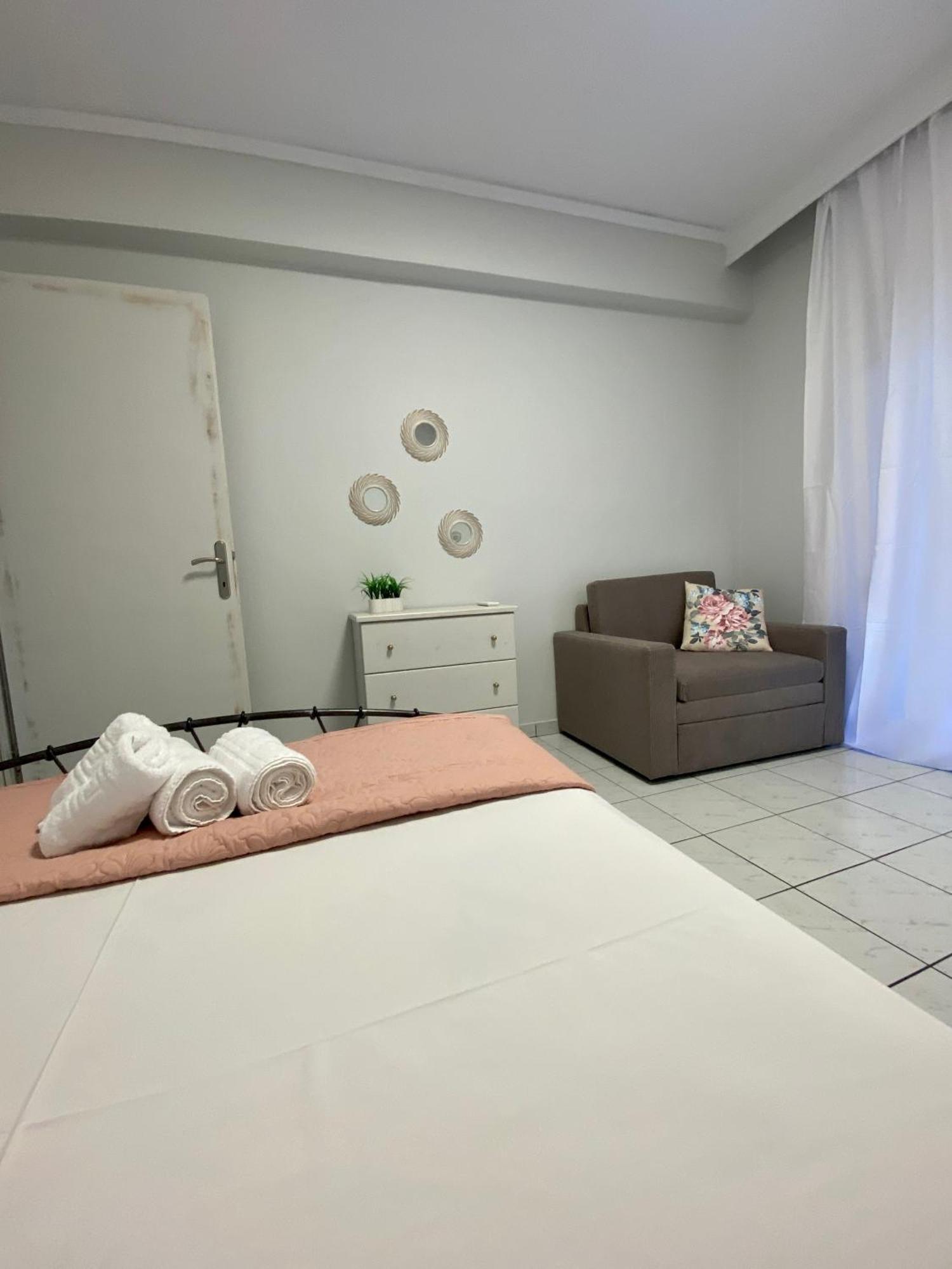 Peramore Apartment Néa Péramos Εξωτερικό φωτογραφία