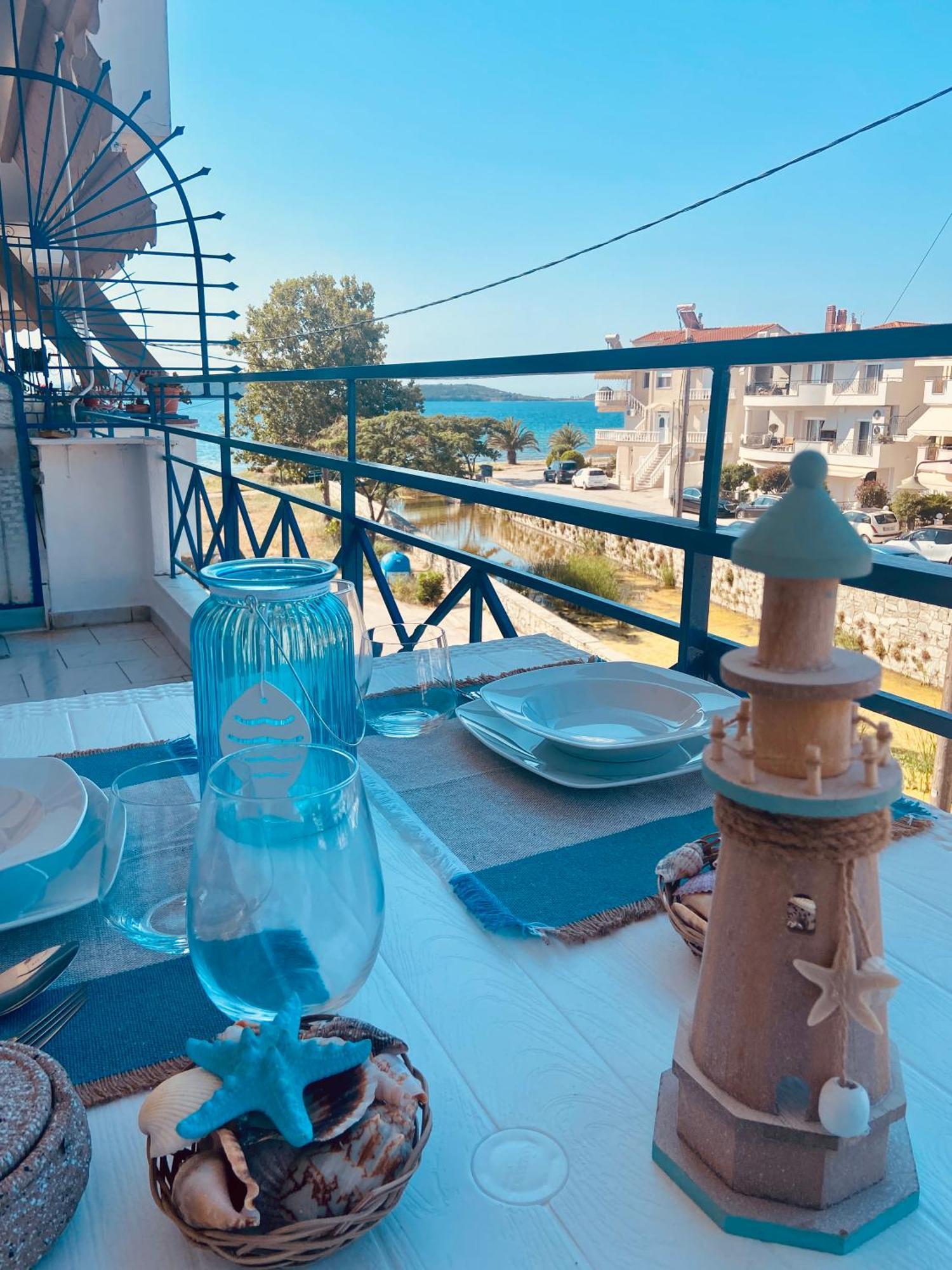 Peramore Apartment Néa Péramos Εξωτερικό φωτογραφία